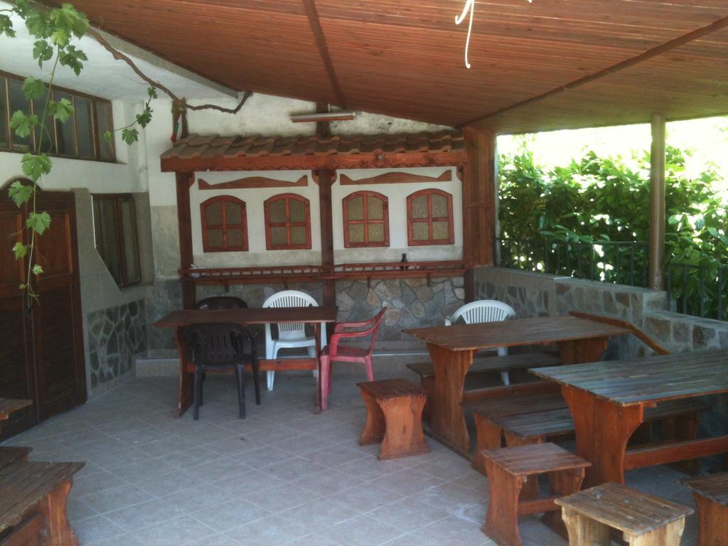 Prostor Guest House Bjala Exteriör bild